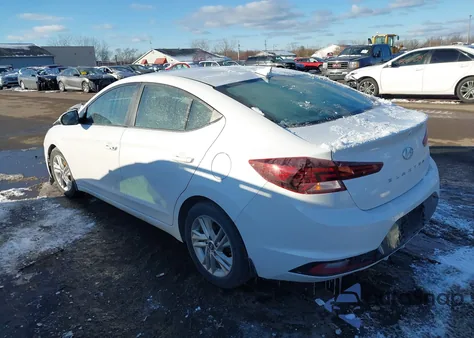 2020 Hyundai Elantra Value Edition z USA, uszkodzony, nr VIN 5NPD84LF1LH583963